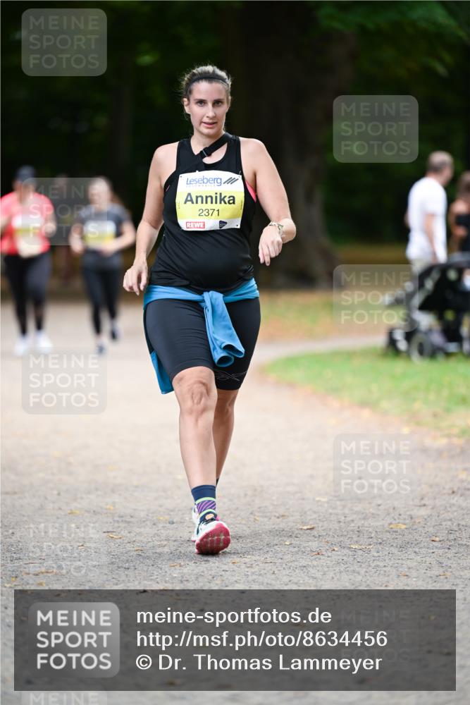 31.08.2025 - 21. Blankeneser Heldenlauf Dr. Thomas Lammeyer http://msf.ph/oto/8634456 31.08.2025 10:32:13 Laufen 2371 meine-sportfotos.de