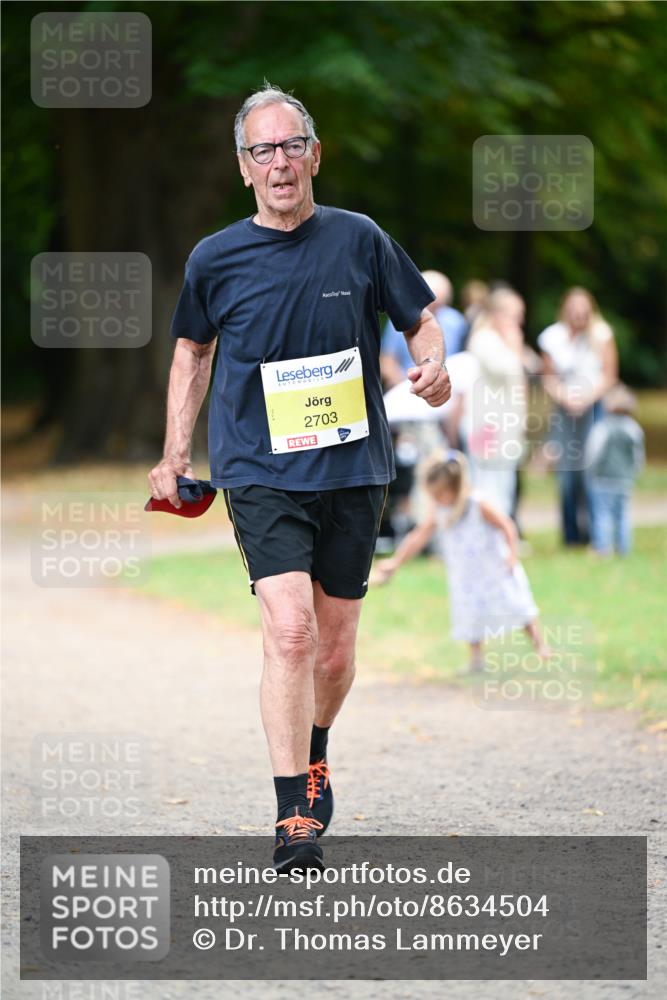 31.08.2025 - 21. Blankeneser Heldenlauf Dr. Thomas Lammeyer http://msf.ph/oto/8634504 31.08.2025 10:32:38 Laufen 2703 meine-sportfotos.de