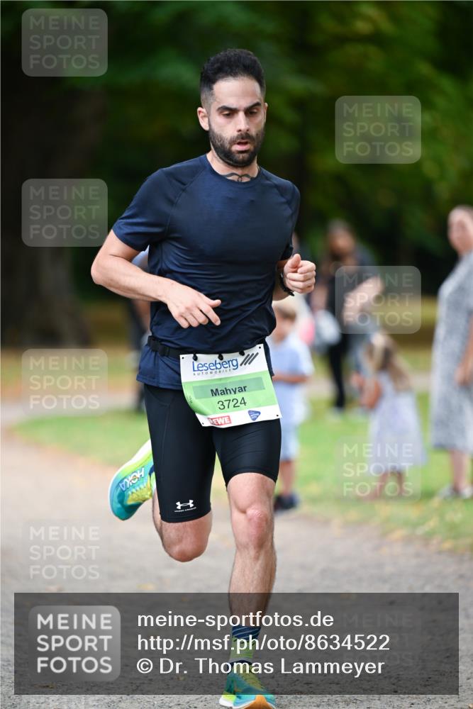 31.08.2025 - 21. Blankeneser Heldenlauf Dr. Thomas Lammeyer http://msf.ph/oto/8634522 31.08.2025 10:33:06 Laufen 3724 meine-sportfotos.de