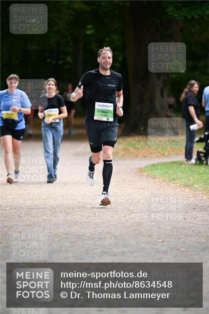 31.08.2025 - 21. Blankeneser Heldenlauf Dr. Thomas Lammeyer http://msf.ph/oto/8634548 31.08.2025 10:33:29 Laufen 3723 meine-sportfotos.de
