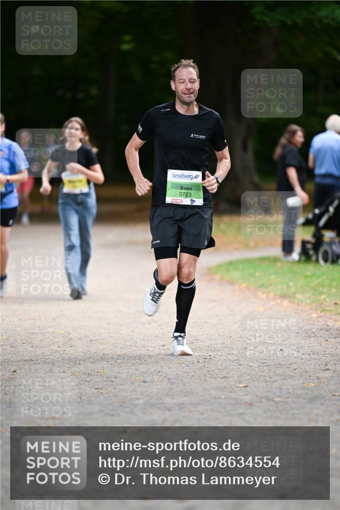 31.08.2025 - 21. Blankeneser Heldenlauf Dr. Thomas Lammeyer http://msf.ph/oto/8634554 31.08.2025 10:33:30 Laufen 3723 meine-sportfotos.de