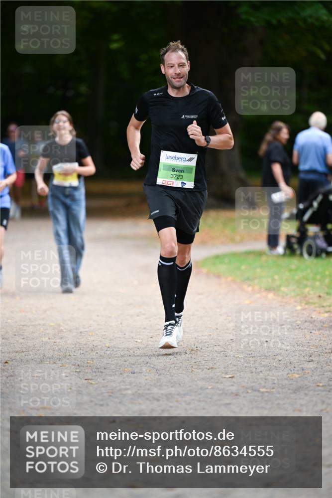 31.08.2025 - 21. Blankeneser Heldenlauf Dr. Thomas Lammeyer http://msf.ph/oto/8634555 31.08.2025 10:33:30 Laufen 3723 meine-sportfotos.de