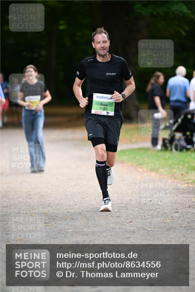 31.08.2025 - 21. Blankeneser Heldenlauf Dr. Thomas Lammeyer http://msf.ph/oto/8634556 31.08.2025 10:33:30 Laufen 3723 meine-sportfotos.de