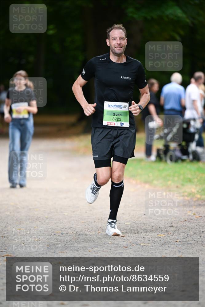 31.08.2025 - 21. Blankeneser Heldenlauf Dr. Thomas Lammeyer http://msf.ph/oto/8634559 31.08.2025 10:33:31 Laufen 3723 meine-sportfotos.de