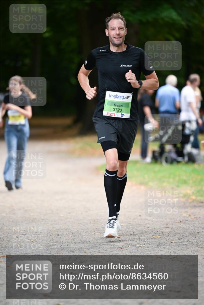 31.08.2025 - 21. Blankeneser Heldenlauf Dr. Thomas Lammeyer http://msf.ph/oto/8634560 31.08.2025 10:33:31 Laufen 3723 meine-sportfotos.de