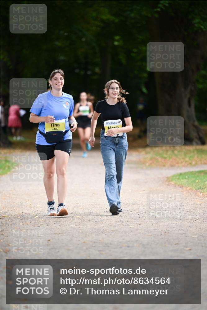 31.08.2025 - 21. Blankeneser Heldenlauf Dr. Thomas Lammeyer http://msf.ph/oto/8634564 31.08.2025 10:33:33 Laufen 2432 meine-sportfotos.de