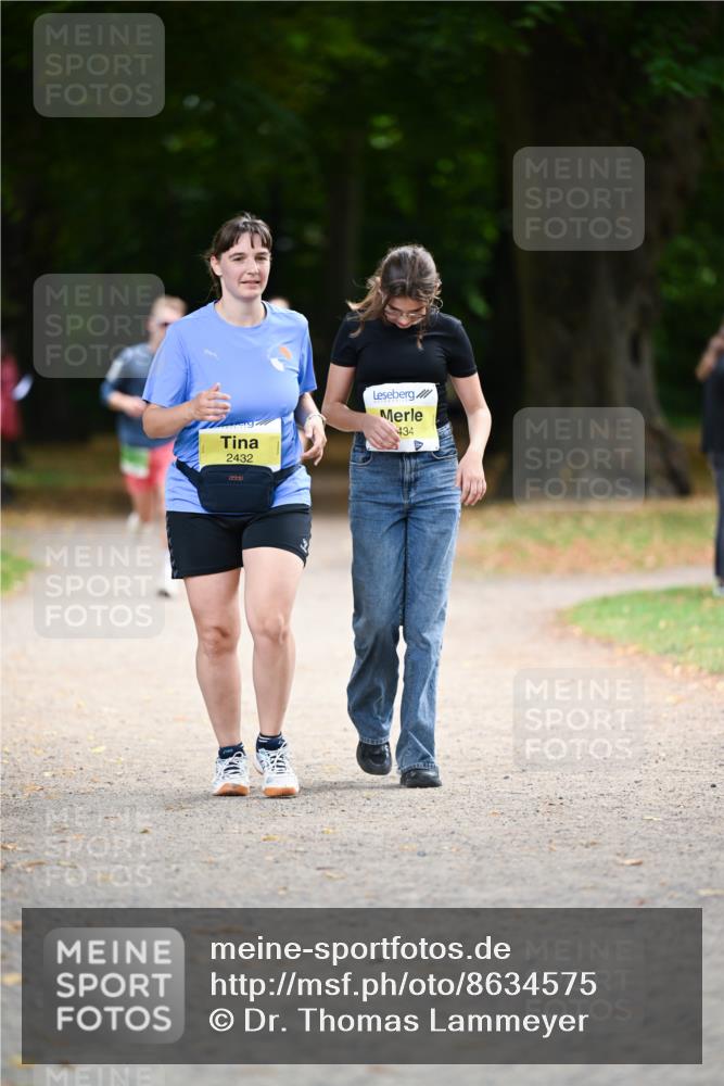 31.08.2025 - 21. Blankeneser Heldenlauf Dr. Thomas Lammeyer http://msf.ph/oto/8634575 31.08.2025 10:33:34 Laufen 2432, 434 meine-sportfotos.de