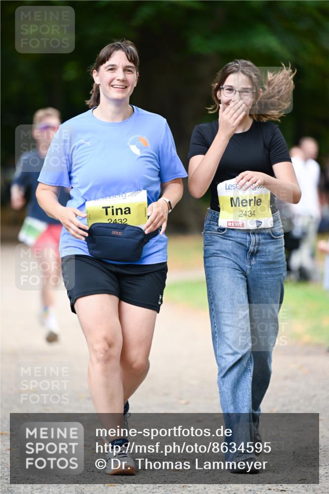 31.08.2025 - 21. Blankeneser Heldenlauf Dr. Thomas Lammeyer http://msf.ph/oto/8634595 31.08.2025 10:33:38 Laufen 2432, 2434 meine-sportfotos.de