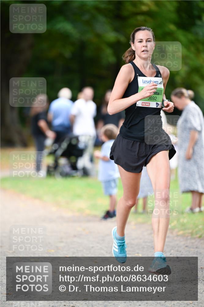 31.08.2025 - 21. Blankeneser Heldenlauf Dr. Thomas Lammeyer http://msf.ph/oto/8634603 31.08.2025 10:33:41 Laufen 3692 meine-sportfotos.de