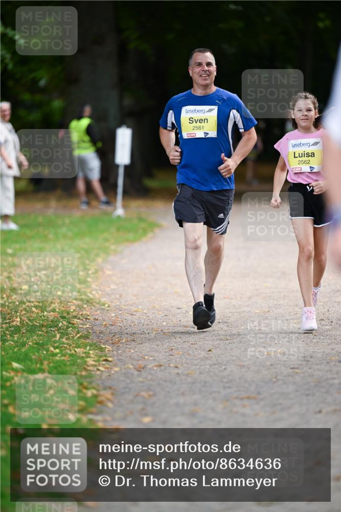 31.08.2025 - 21. Blankeneser Heldenlauf Dr. Thomas Lammeyer http://msf.ph/oto/8634636 31.08.2025 10:33:58 Laufen 2561, 2562 meine-sportfotos.de