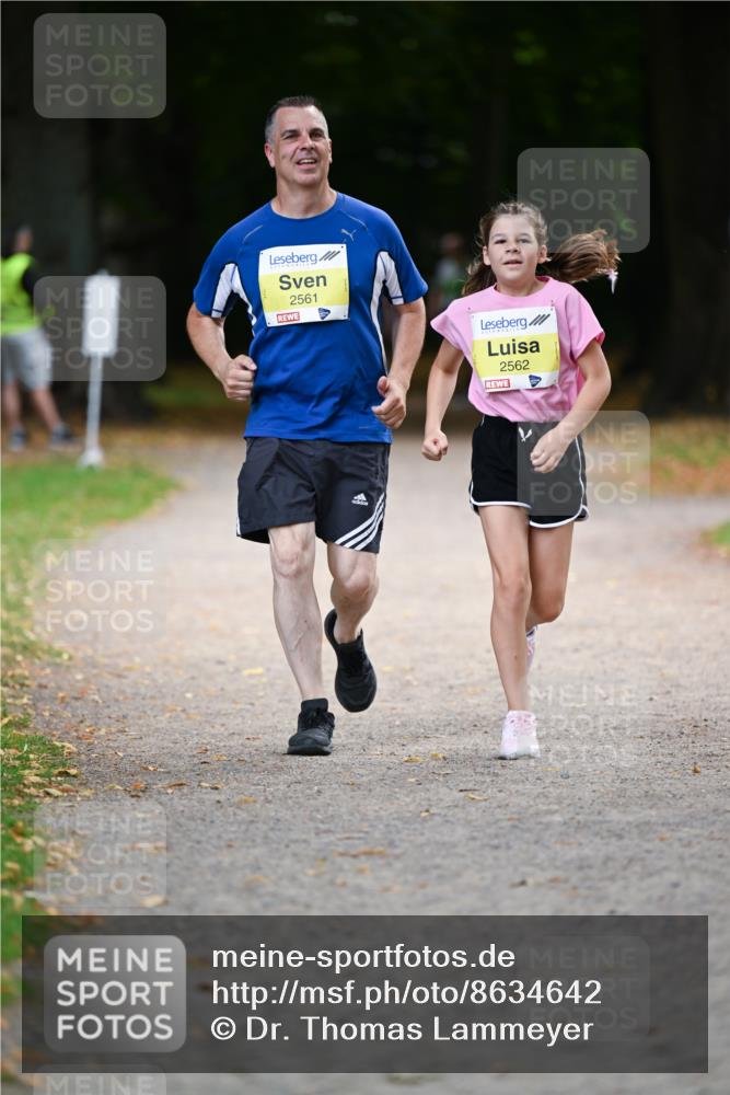 31.08.2025 - 21. Blankeneser Heldenlauf Dr. Thomas Lammeyer http://msf.ph/oto/8634642 31.08.2025 10:33:59 Laufen 2561, 2562 meine-sportfotos.de