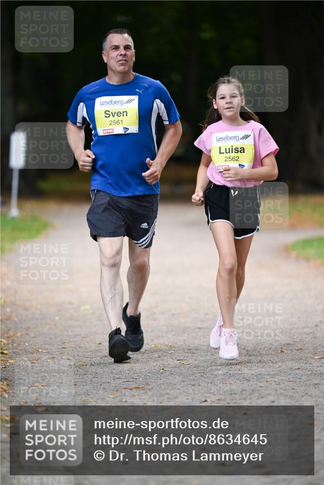 31.08.2025 - 21. Blankeneser Heldenlauf Dr. Thomas Lammeyer http://msf.ph/oto/8634645 31.08.2025 10:34:00 Laufen 2561, 2562 meine-sportfotos.de