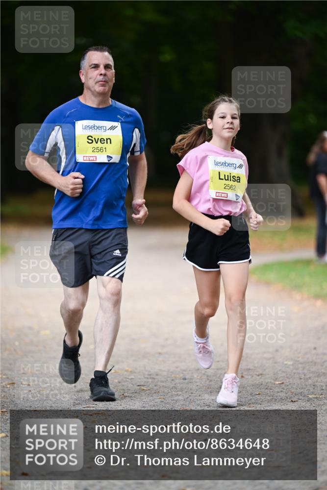 31.08.2025 - 21. Blankeneser Heldenlauf Dr. Thomas Lammeyer http://msf.ph/oto/8634648 31.08.2025 10:34:00 Laufen 2561, 2562 meine-sportfotos.de