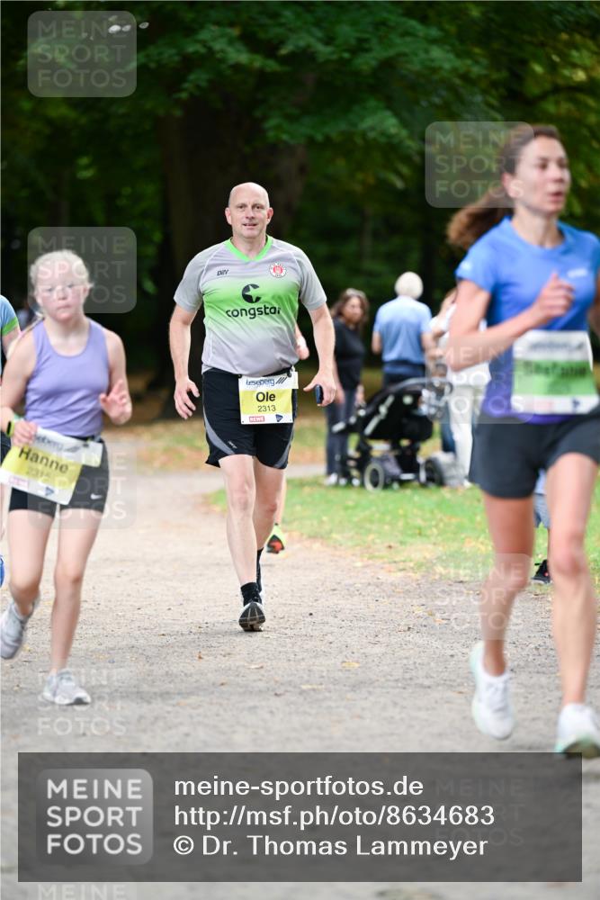31.08.2025 - 21. Blankeneser Heldenlauf Dr. Thomas Lammeyer http://msf.ph/oto/8634683 31.08.2025 10:34:21 Laufen 2315, 2313 meine-sportfotos.de