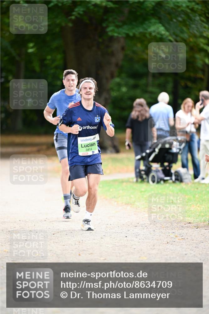 31.08.2025 - 21. Blankeneser Heldenlauf Dr. Thomas Lammeyer http://msf.ph/oto/8634709 31.08.2025 10:34:29 Laufen 3414 meine-sportfotos.de