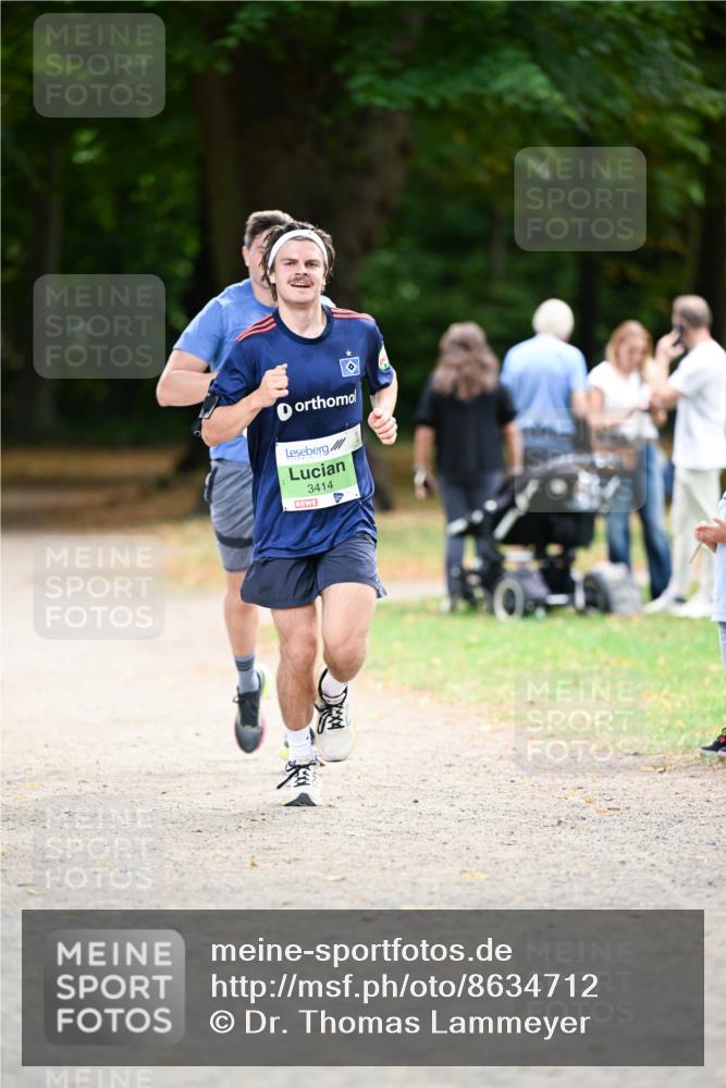 31.08.2025 - 21. Blankeneser Heldenlauf Dr. Thomas Lammeyer http://msf.ph/oto/8634712 31.08.2025 10:34:29 Laufen 3414 meine-sportfotos.de