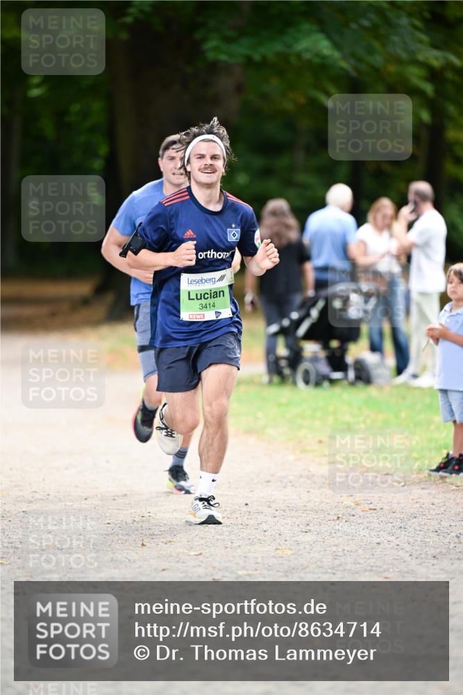 31.08.2025 - 21. Blankeneser Heldenlauf Dr. Thomas Lammeyer http://msf.ph/oto/8634714 31.08.2025 10:34:29 Laufen 3414 meine-sportfotos.de