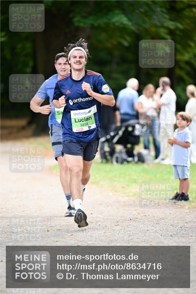 31.08.2025 - 21. Blankeneser Heldenlauf Dr. Thomas Lammeyer http://msf.ph/oto/8634716 31.08.2025 10:34:30 Laufen 3414 meine-sportfotos.de