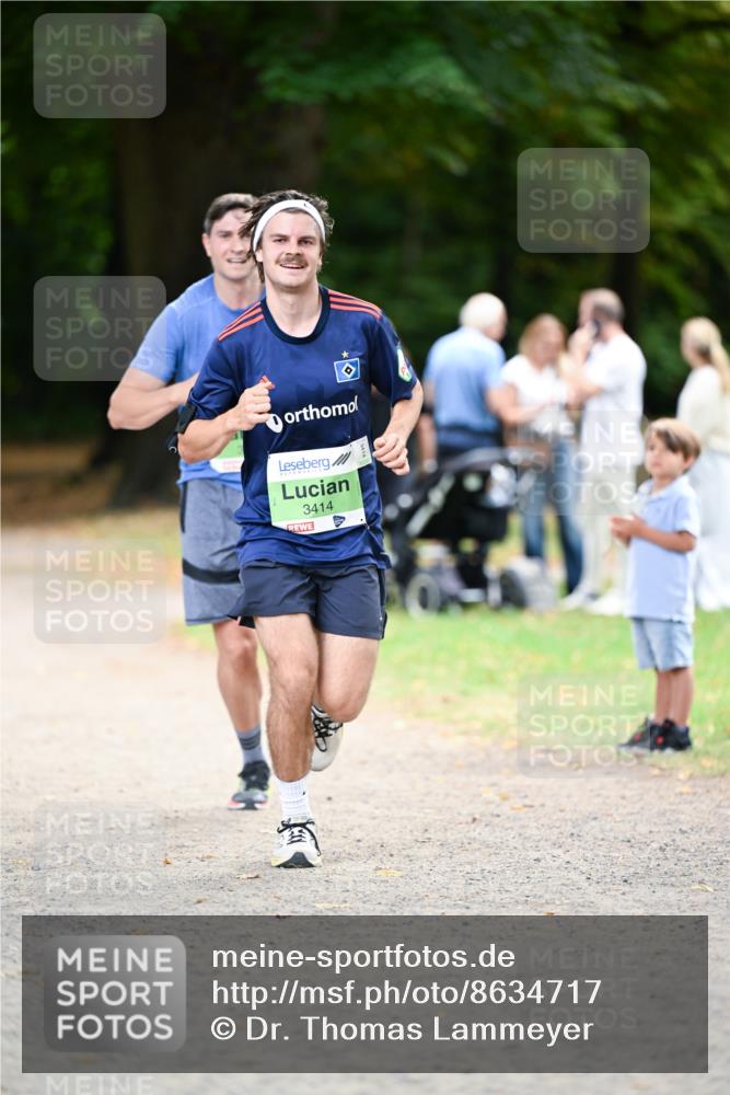 31.08.2025 - 21. Blankeneser Heldenlauf Dr. Thomas Lammeyer http://msf.ph/oto/8634717 31.08.2025 10:34:30 Laufen 3414 meine-sportfotos.de