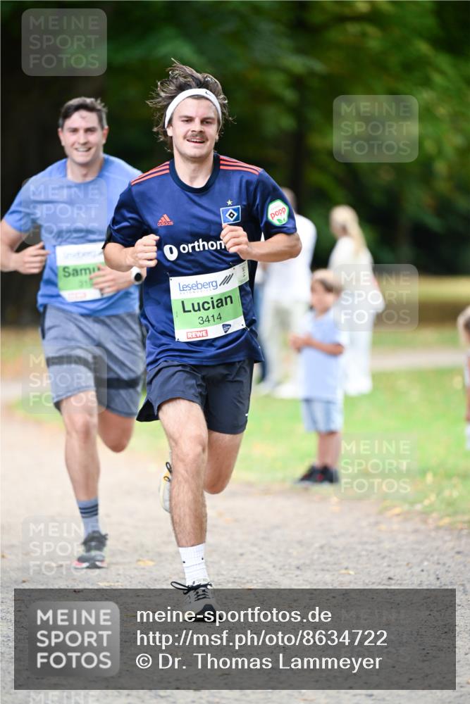 31.08.2025 - 21. Blankeneser Heldenlauf Dr. Thomas Lammeyer http://msf.ph/oto/8634722 31.08.2025 10:34:30 Laufen 3414 meine-sportfotos.de