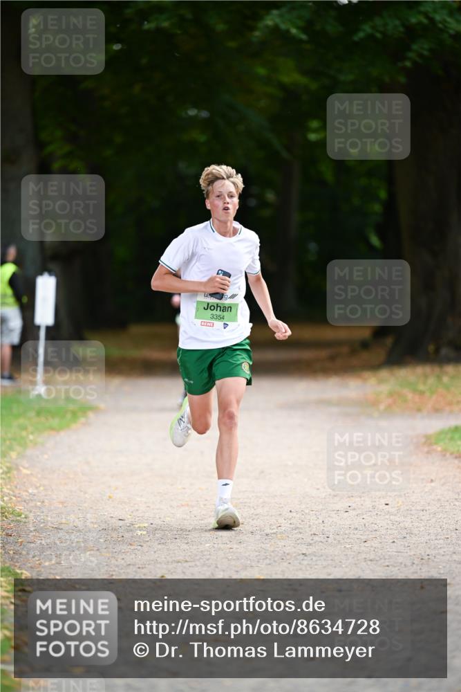 31.08.2025 - 21. Blankeneser Heldenlauf Dr. Thomas Lammeyer http://msf.ph/oto/8634728 31.08.2025 10:34:33 Laufen 3354 meine-sportfotos.de