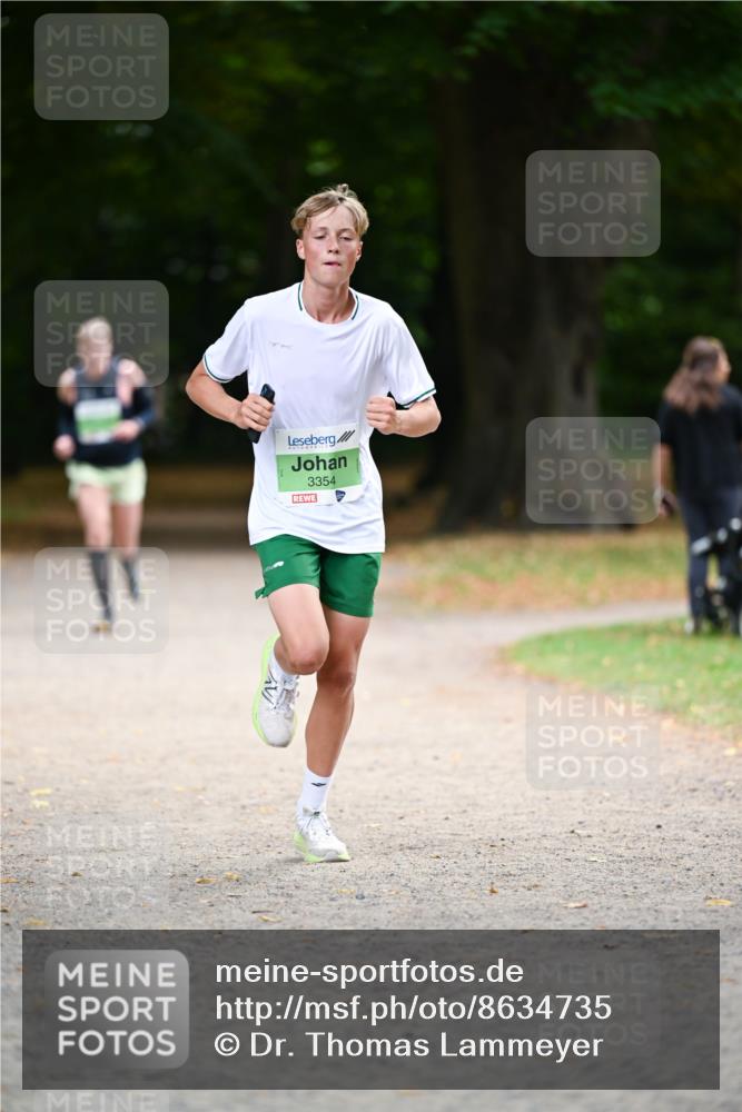 31.08.2025 - 21. Blankeneser Heldenlauf Dr. Thomas Lammeyer http://msf.ph/oto/8634735 31.08.2025 10:34:34 Laufen 3354 meine-sportfotos.de