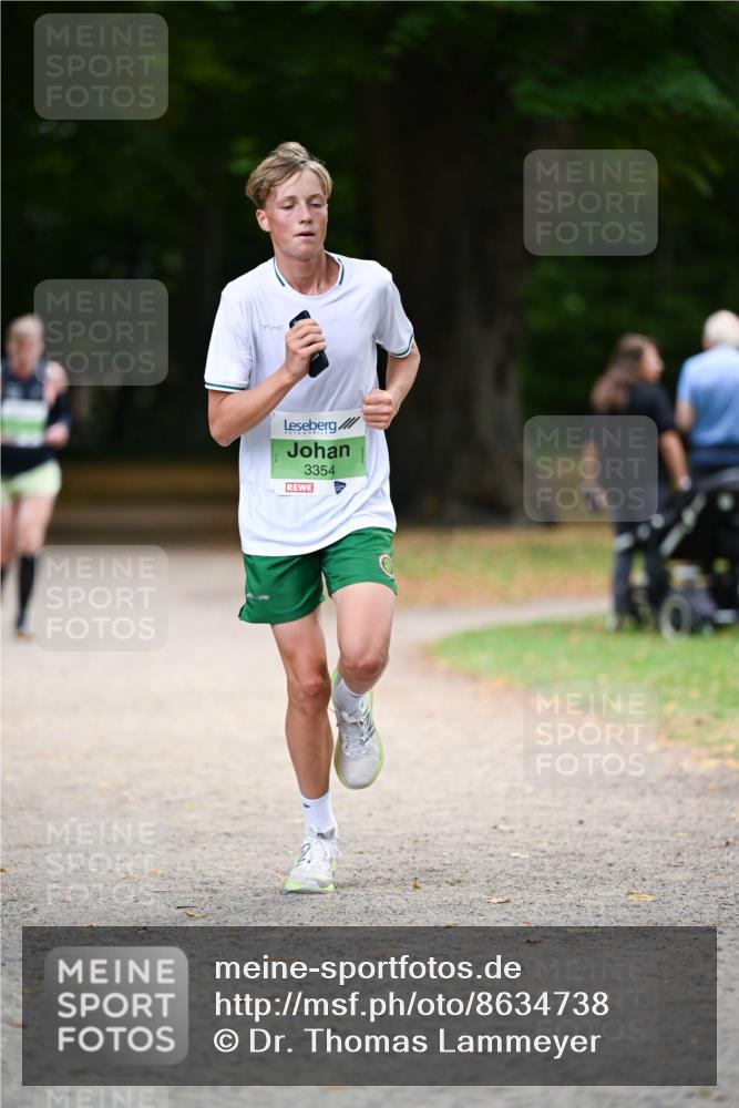 31.08.2025 - 21. Blankeneser Heldenlauf Dr. Thomas Lammeyer http://msf.ph/oto/8634738 31.08.2025 10:34:35 Laufen 3354 meine-sportfotos.de