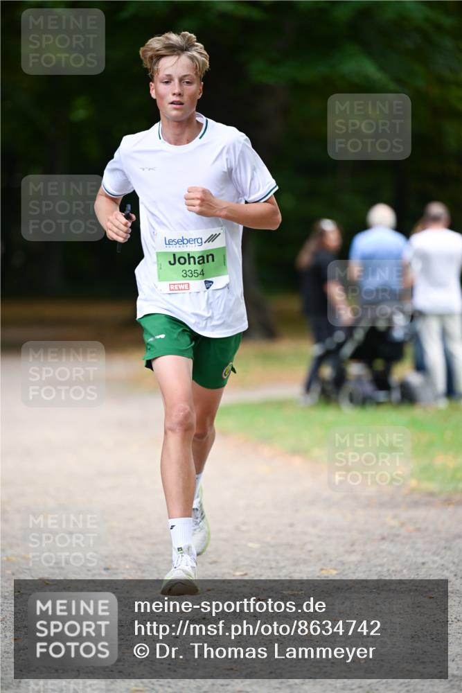 31.08.2025 - 21. Blankeneser Heldenlauf Dr. Thomas Lammeyer http://msf.ph/oto/8634742 31.08.2025 10:34:35 Laufen 3354 meine-sportfotos.de