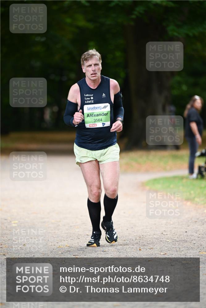 31.08.2025 - 21. Blankeneser Heldenlauf Dr. Thomas Lammeyer http://msf.ph/oto/8634748 31.08.2025 10:34:39 Laufen 3564 meine-sportfotos.de