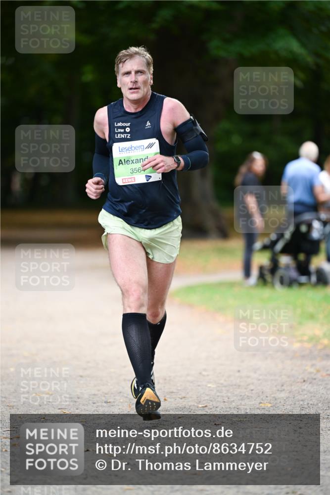 31.08.2025 - 21. Blankeneser Heldenlauf Dr. Thomas Lammeyer http://msf.ph/oto/8634752 31.08.2025 10:34:40 Laufen 356 meine-sportfotos.de