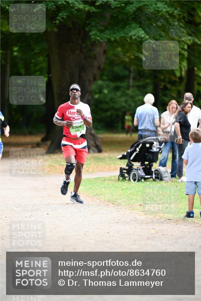 31.08.2025 - 21. Blankeneser Heldenlauf Dr. Thomas Lammeyer http://msf.ph/oto/8634760 31.08.2025 10:34:59 Laufen 3506 meine-sportfotos.de