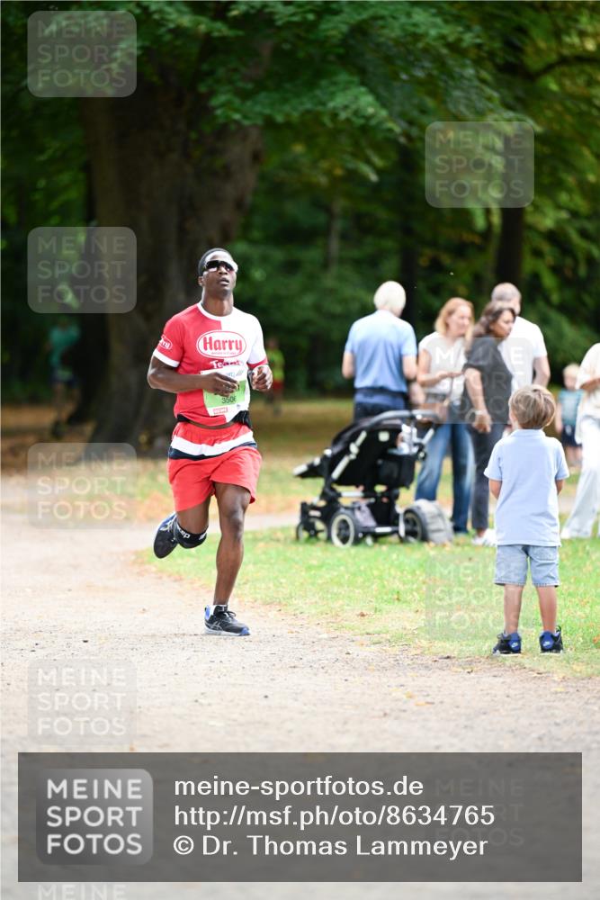 31.08.2025 - 21. Blankeneser Heldenlauf Dr. Thomas Lammeyer http://msf.ph/oto/8634765 31.08.2025 10:35:00 Laufen 3506 meine-sportfotos.de