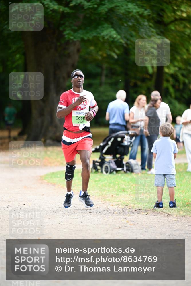 31.08.2025 - 21. Blankeneser Heldenlauf Dr. Thomas Lammeyer http://msf.ph/oto/8634769 31.08.2025 10:35:00 Laufen 3506 meine-sportfotos.de