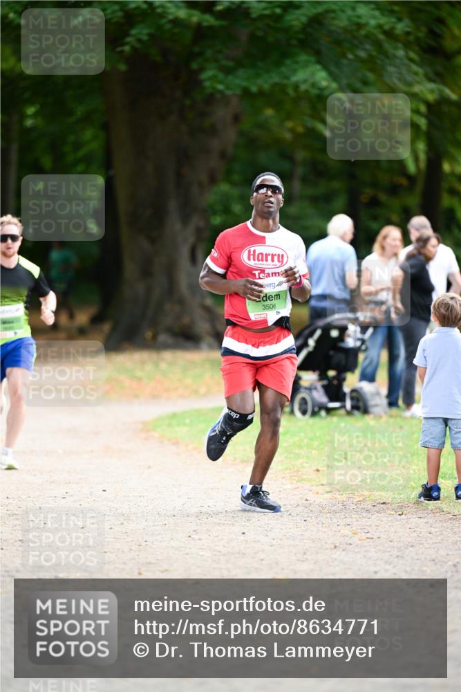 31.08.2025 - 21. Blankeneser Heldenlauf Dr. Thomas Lammeyer http://msf.ph/oto/8634771 31.08.2025 10:35:00 Laufen 1688, 3506 meine-sportfotos.de