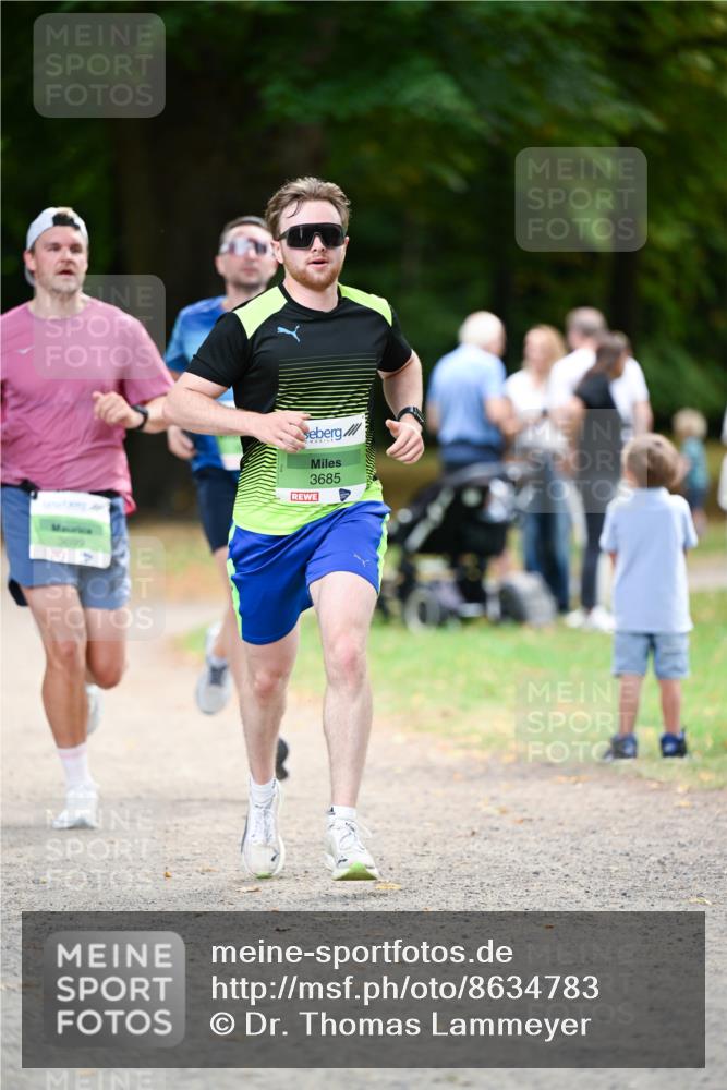 31.08.2025 - 21. Blankeneser Heldenlauf Dr. Thomas Lammeyer http://msf.ph/oto/8634783 31.08.2025 10:35:03 Laufen 3000, 3685 meine-sportfotos.de