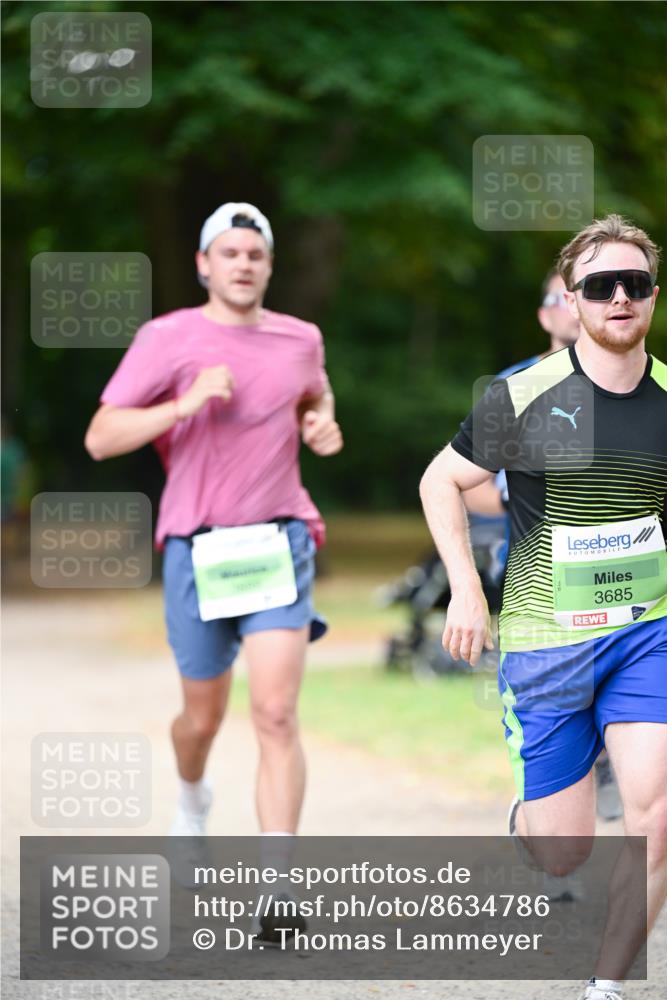 31.08.2025 - 21. Blankeneser Heldenlauf Dr. Thomas Lammeyer http://msf.ph/oto/8634786 31.08.2025 10:35:04 Laufen 3685 meine-sportfotos.de