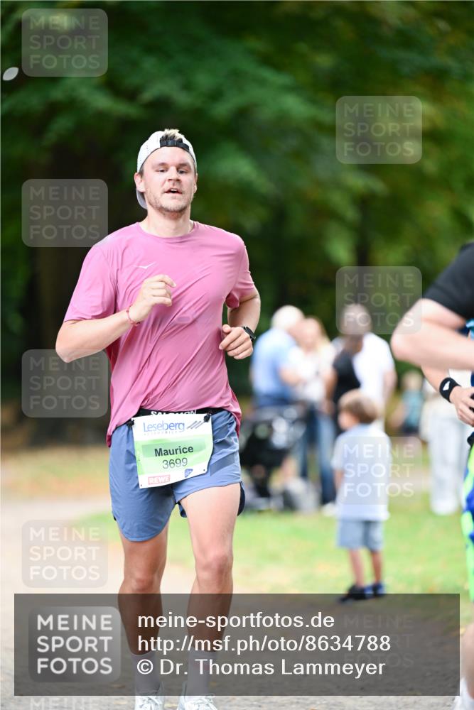 31.08.2025 - 21. Blankeneser Heldenlauf Dr. Thomas Lammeyer http://msf.ph/oto/8634788 31.08.2025 10:35:05 Laufen 3699 meine-sportfotos.de