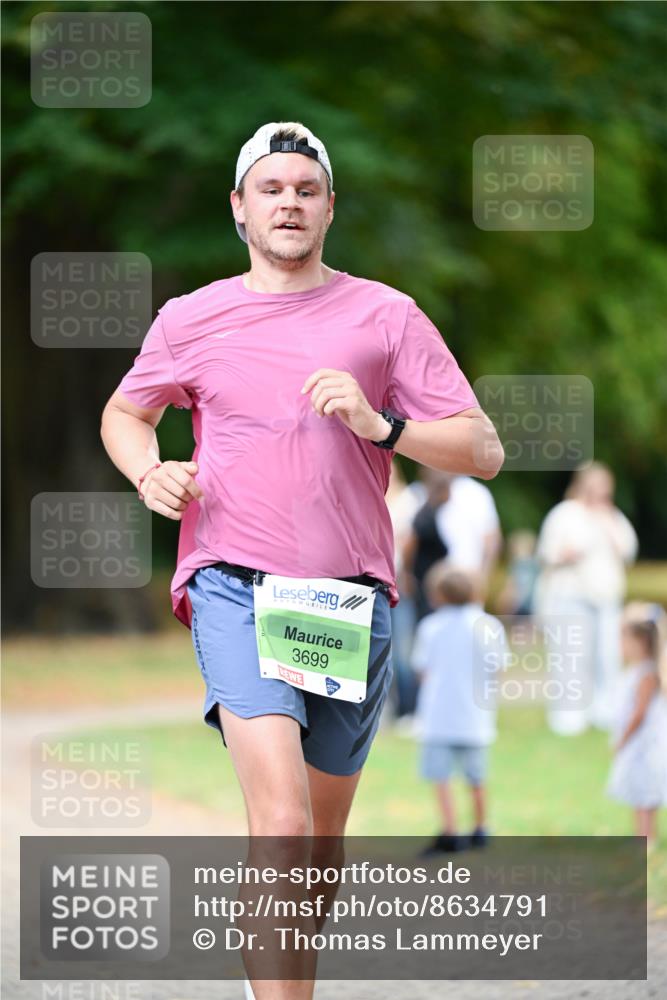 31.08.2025 - 21. Blankeneser Heldenlauf Dr. Thomas Lammeyer http://msf.ph/oto/8634791 31.08.2025 10:35:05 Laufen 3699 meine-sportfotos.de