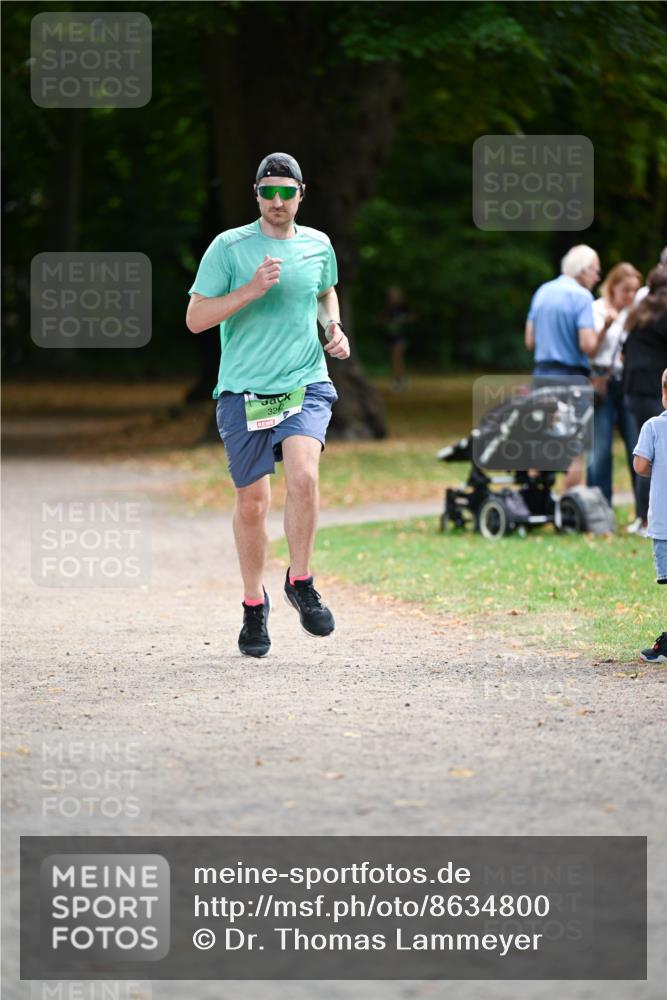 31.08.2025 - 21. Blankeneser Heldenlauf Dr. Thomas Lammeyer http://msf.ph/oto/8634800 31.08.2025 10:35:16 Laufen 322 meine-sportfotos.de