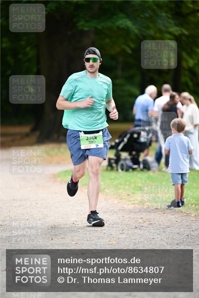 31.08.2025 - 21. Blankeneser Heldenlauf Dr. Thomas Lammeyer http://msf.ph/oto/8634807 31.08.2025 10:35:17 Laufen 3292 meine-sportfotos.de