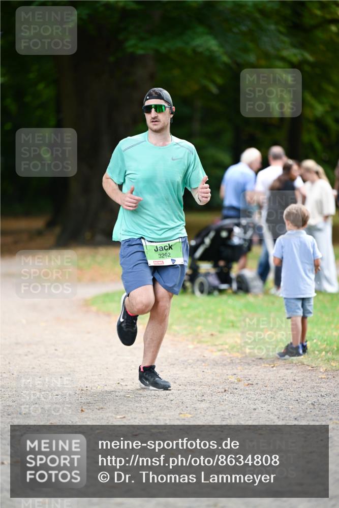 31.08.2025 - 21. Blankeneser Heldenlauf Dr. Thomas Lammeyer http://msf.ph/oto/8634808 31.08.2025 10:35:17 Laufen 3292 meine-sportfotos.de