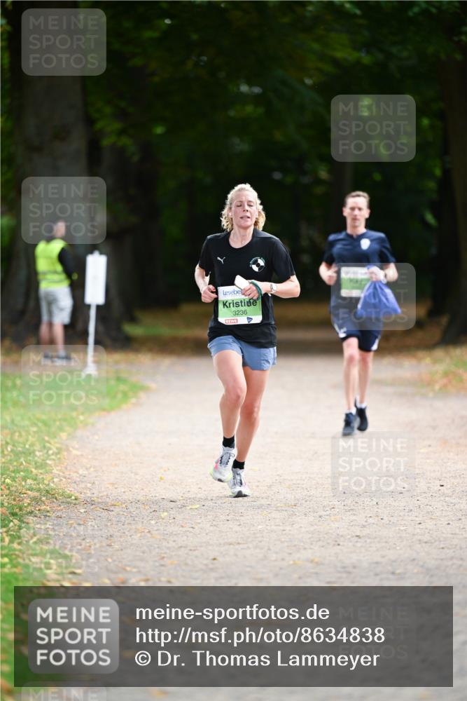 31.08.2025 - 21. Blankeneser Heldenlauf Dr. Thomas Lammeyer http://msf.ph/oto/8634838 31.08.2025 10:35:35 Laufen 3236 meine-sportfotos.de