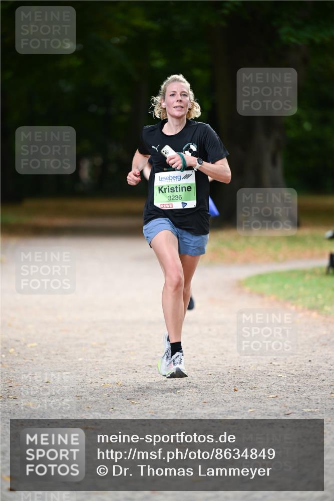31.08.2025 - 21. Blankeneser Heldenlauf Dr. Thomas Lammeyer http://msf.ph/oto/8634849 31.08.2025 10:35:37 Laufen 3236 meine-sportfotos.de