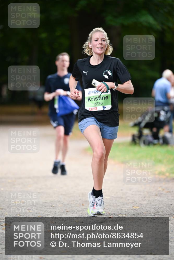 31.08.2025 - 21. Blankeneser Heldenlauf Dr. Thomas Lammeyer http://msf.ph/oto/8634854 31.08.2025 10:35:37 Laufen 3236 meine-sportfotos.de