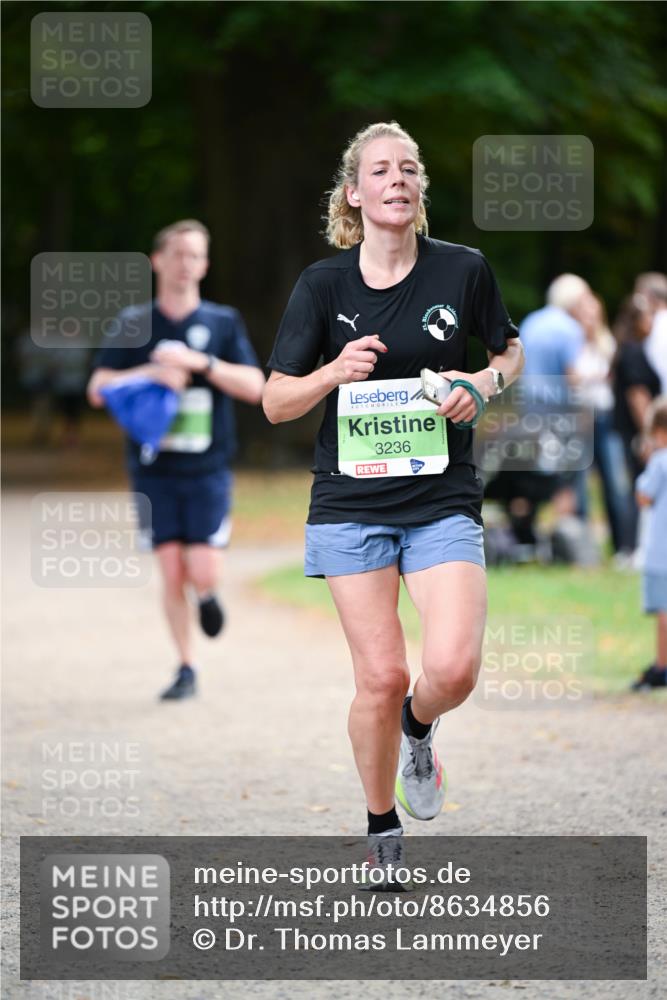 31.08.2025 - 21. Blankeneser Heldenlauf Dr. Thomas Lammeyer http://msf.ph/oto/8634856 31.08.2025 10:35:38 Laufen 3236 meine-sportfotos.de