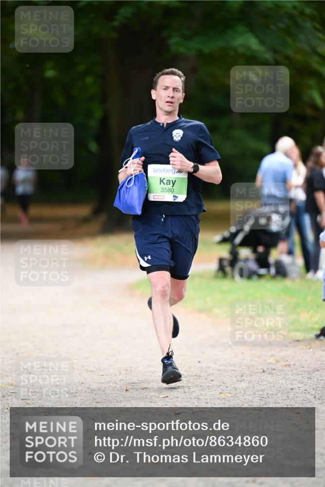 31.08.2025 - 21. Blankeneser Heldenlauf Dr. Thomas Lammeyer http://msf.ph/oto/8634860 31.08.2025 10:35:39 Laufen 3580 meine-sportfotos.de