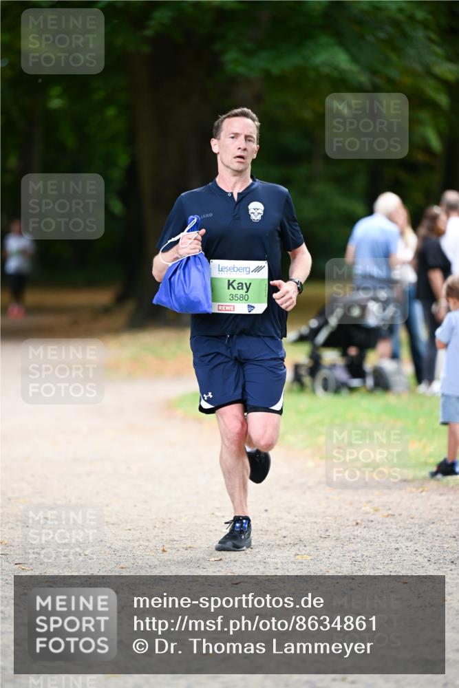 31.08.2025 - 21. Blankeneser Heldenlauf Dr. Thomas Lammeyer http://msf.ph/oto/8634861 31.08.2025 10:35:39 Laufen 3580 meine-sportfotos.de