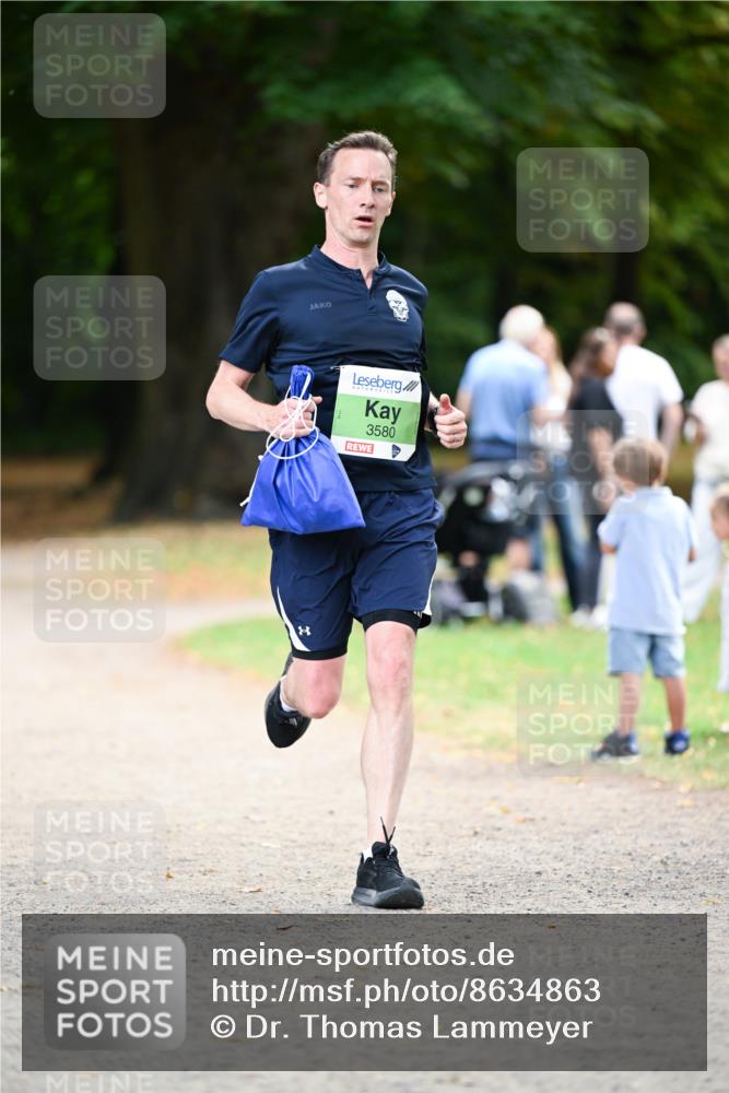 31.08.2025 - 21. Blankeneser Heldenlauf Dr. Thomas Lammeyer http://msf.ph/oto/8634863 31.08.2025 10:35:39 Laufen 8, 3580 meine-sportfotos.de