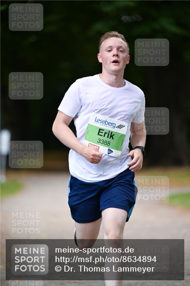 31.08.2025 - 21. Blankeneser Heldenlauf Dr. Thomas Lammeyer http://msf.ph/oto/8634894 31.08.2025 10:35:55 Laufen 3388 meine-sportfotos.de