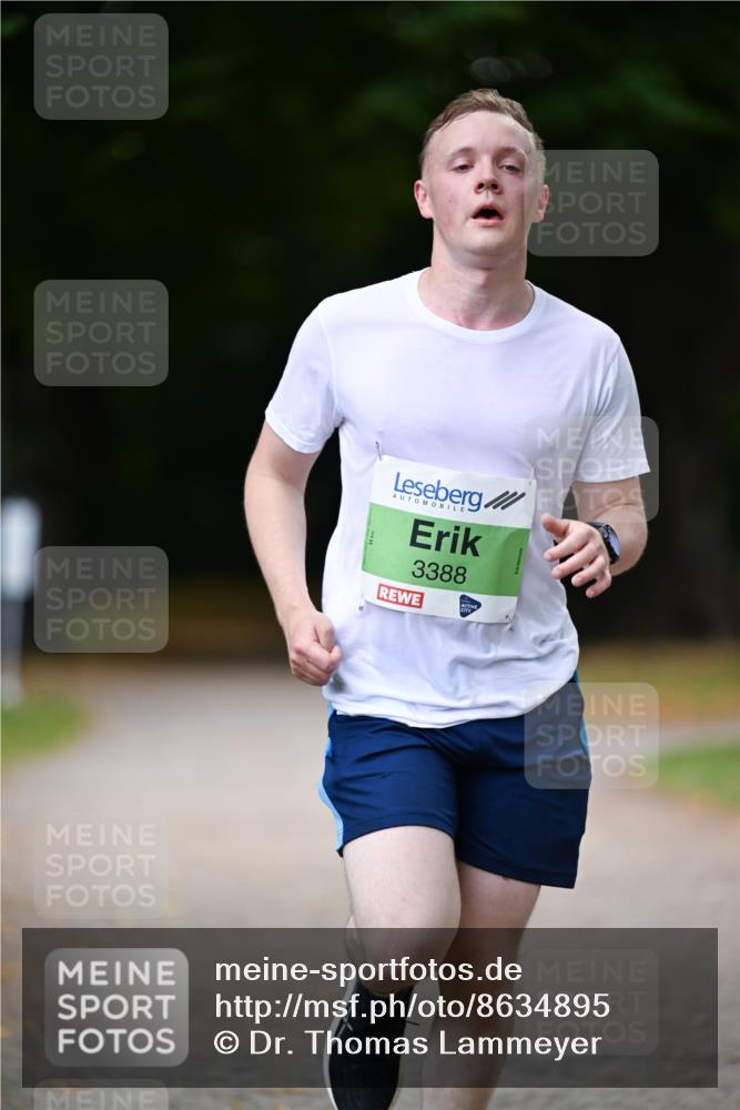 31.08.2025 - 21. Blankeneser Heldenlauf Dr. Thomas Lammeyer http://msf.ph/oto/8634895 31.08.2025 10:35:55 Laufen 3388 meine-sportfotos.de